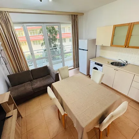 Sunny Hause 106 One Bedroom Lägenhet *