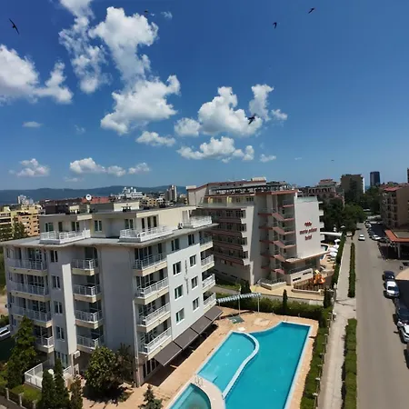 Sunny Hause 106 One Bedroom Lägenhet Slăntjev Brjag